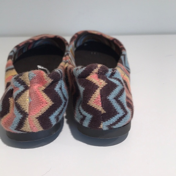 Flats - Picture 2 of 5